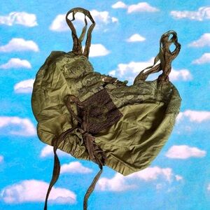 Olive Green Lace Push-Up Bra with Adjustable Straps